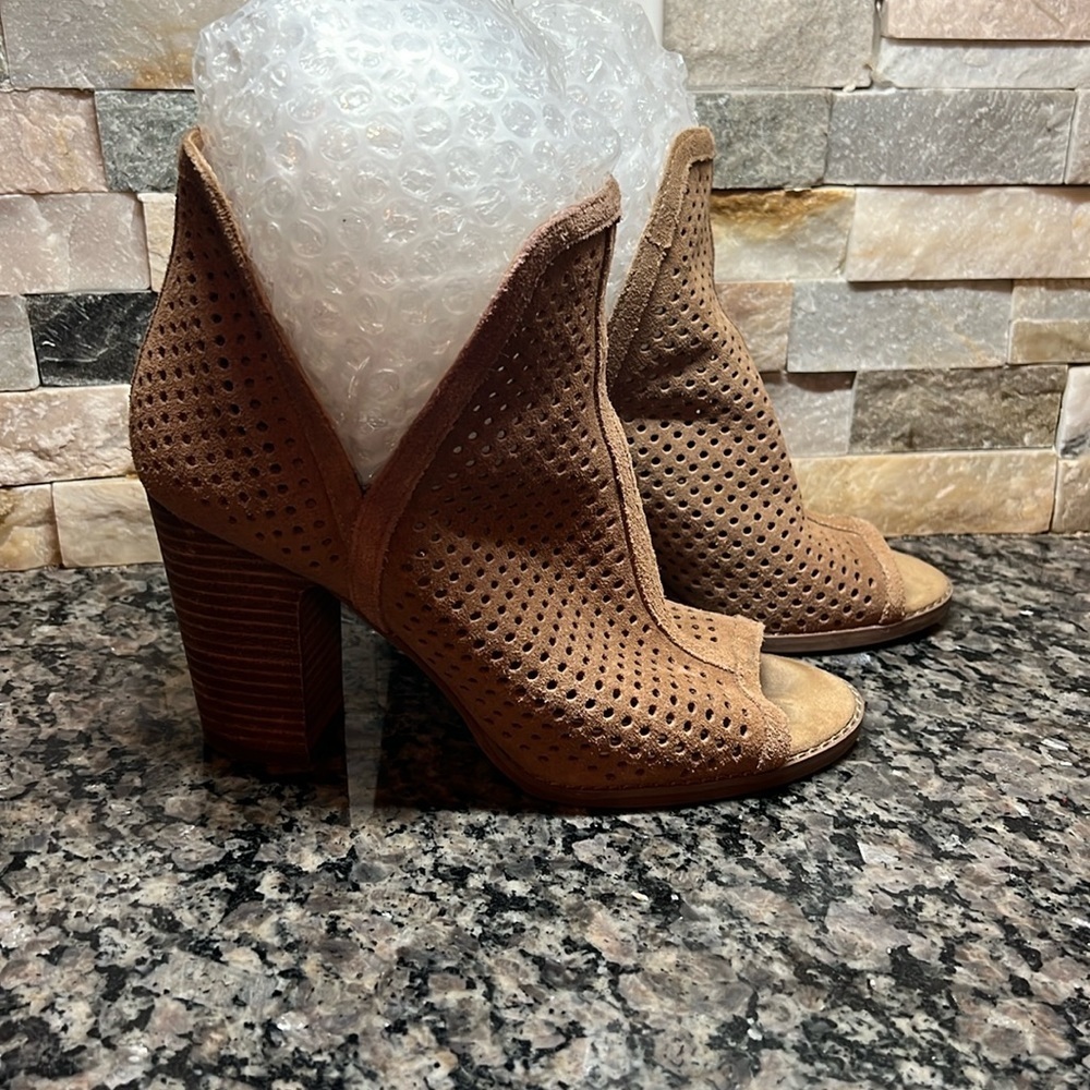 Lucky brand Ankle open toe